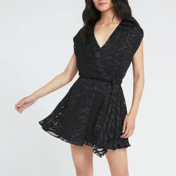 Alice + Olivia Tiger Black on Black—NWT